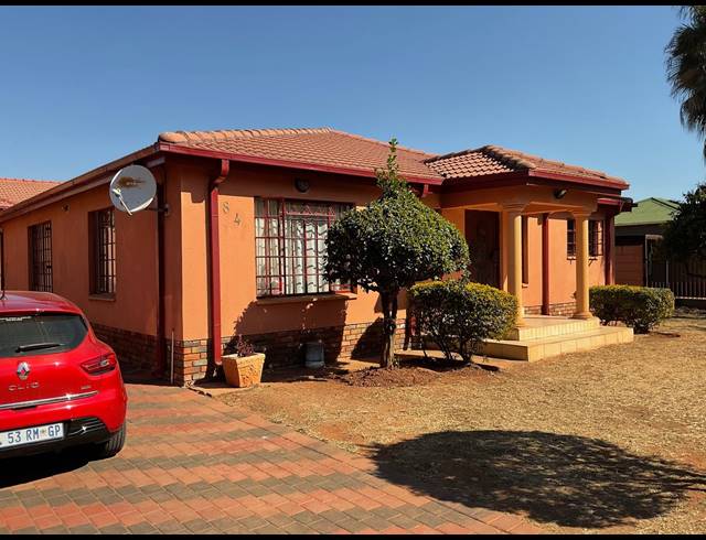 4 BEDROOM HOUSE TO LET IN PROCLAMATION HILL